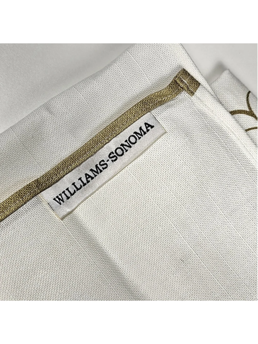 Williams Sonoma 'Twas the Night Before Christmas Towels - Set of 2 - 30